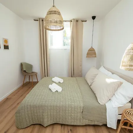 Apartmani Barbarosa Sveti Filip i Jakov Exterior photo