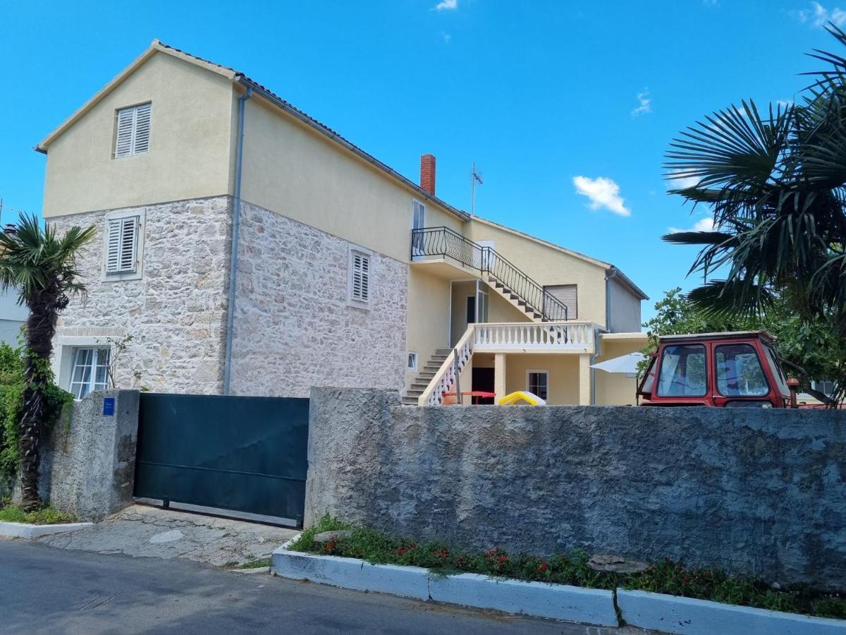 Barbarosa Apartment Sveti Filip i Jakov